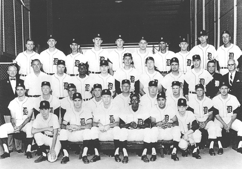 TheDeadballEra.com :: 1962 DETROIT TIGERS TEAM PHOTO